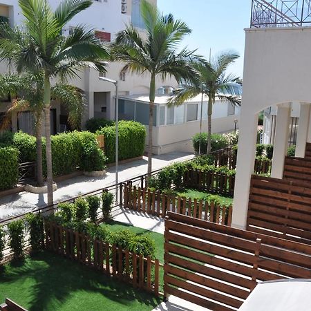 Lux Galatex Apartment Limassol Luaran gambar