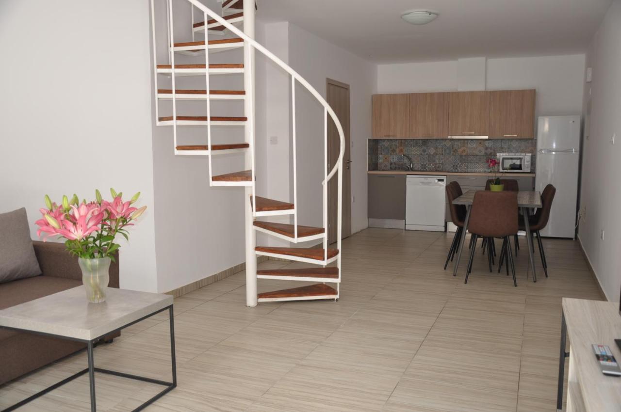 Lux Galatex Apartment Limassol Luaran gambar