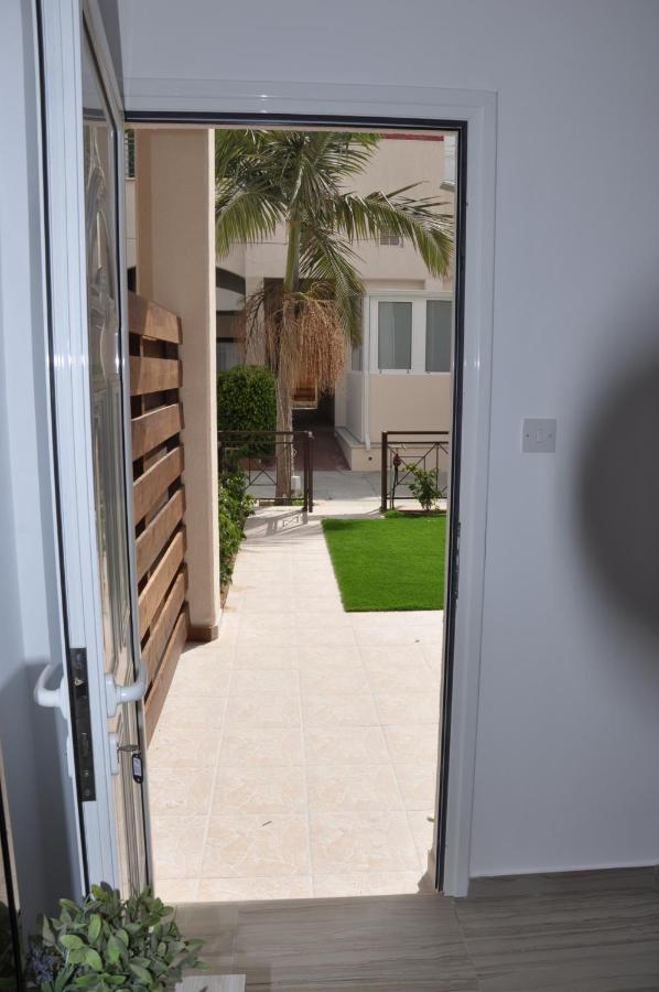 Lux Galatex Apartment Limassol Luaran gambar