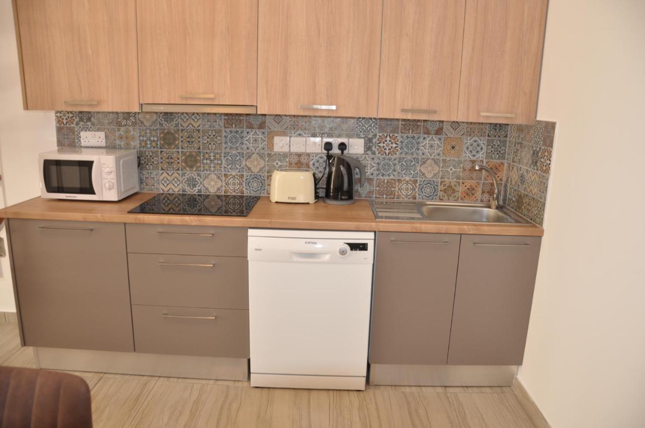 Lux Galatex Apartment Limassol Luaran gambar