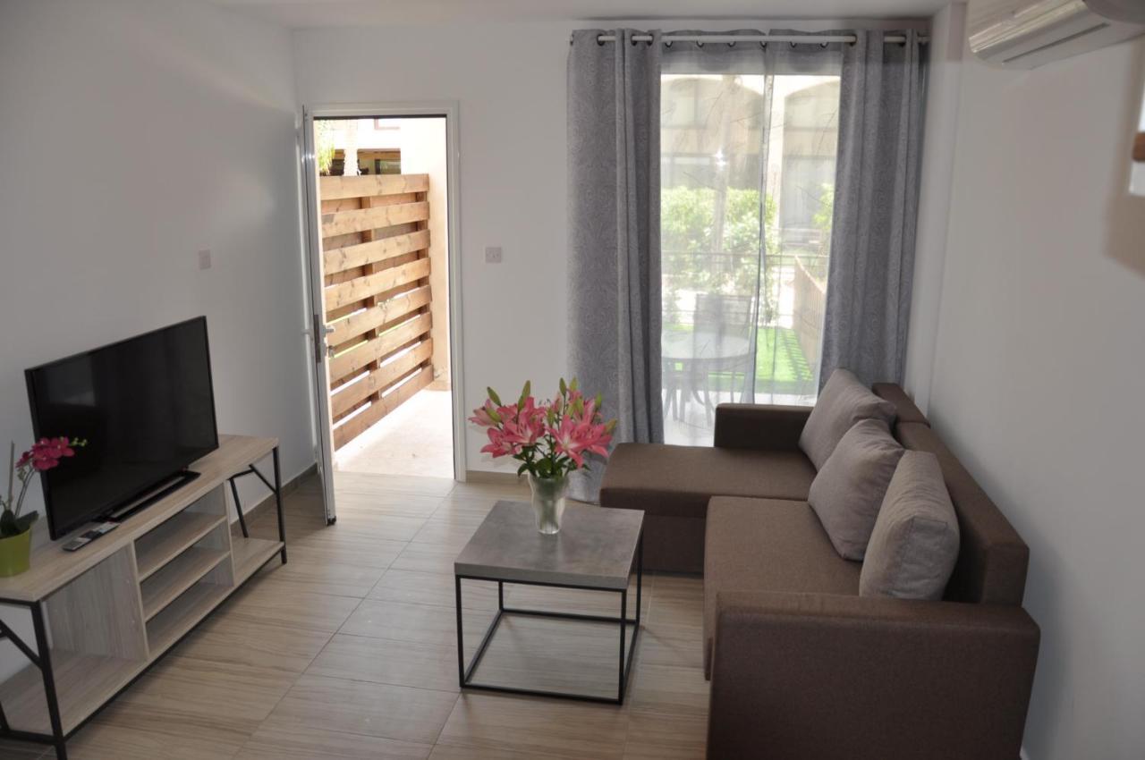Lux Galatex Apartment Limassol Luaran gambar