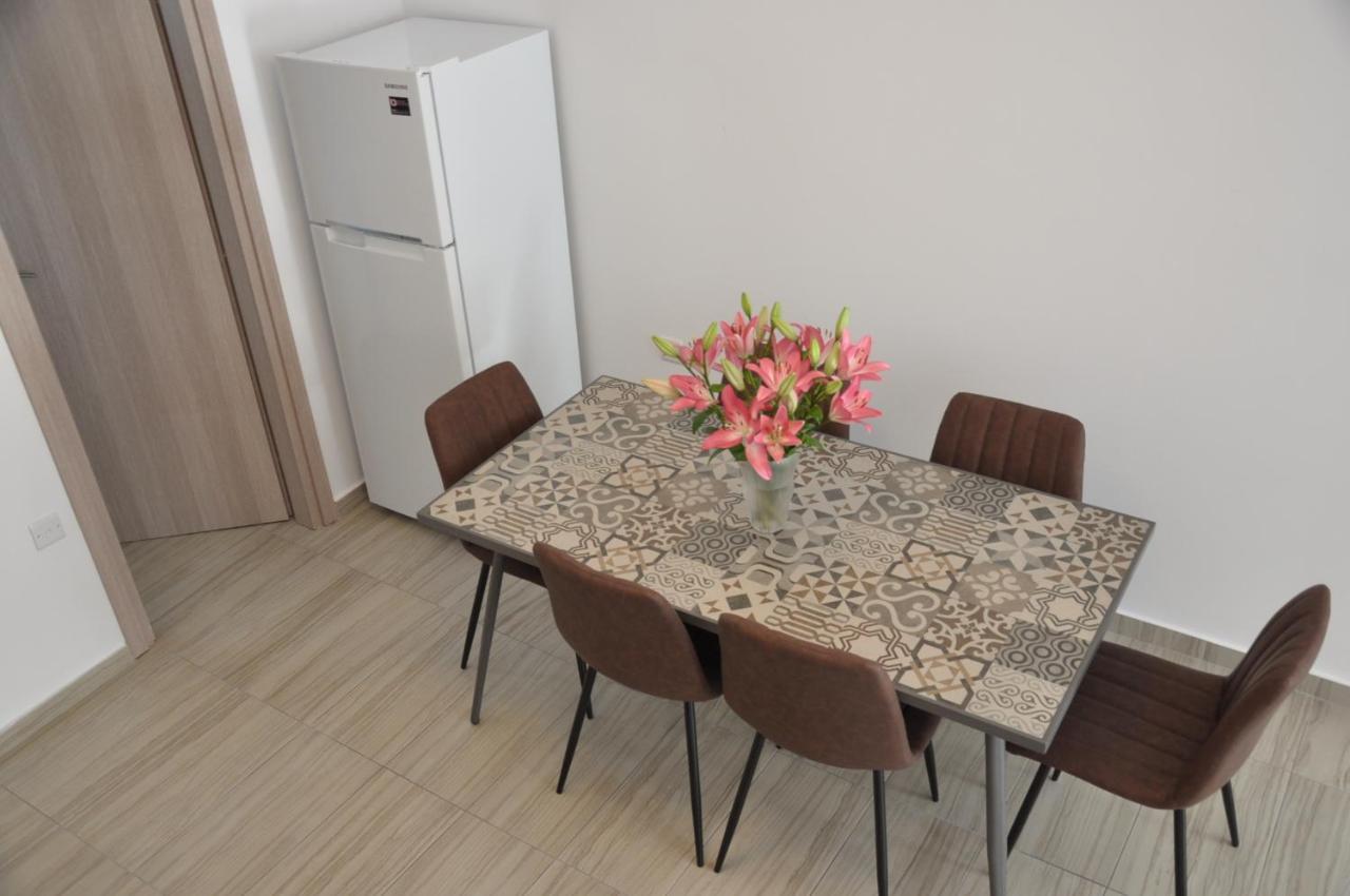 Lux Galatex Apartment Limassol Luaran gambar